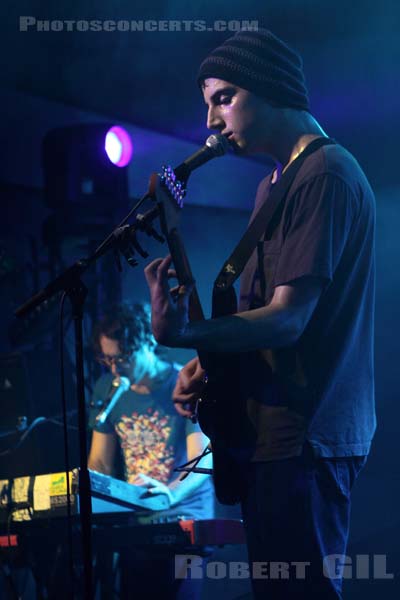 CYMBALS EAT GUITARS - 2009-11-24 - PARIS - Nouveau Casino - 